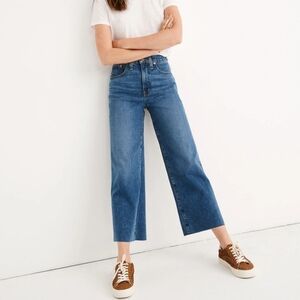Madewell Slim Wide Leg Jeans in Crownridge Wash Raw Hem Edition size 27